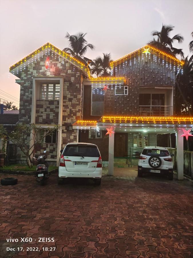 His Grace Holiday Home - Nr To Malpe Beach Udupi Exteriör bild
